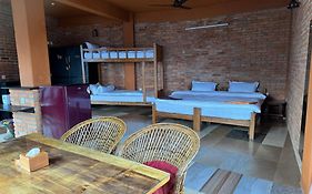Nar-Bis Hotel